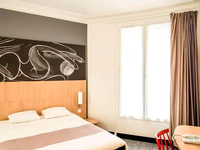 Hotéis Ibis em Paris Baratos - Quarto
